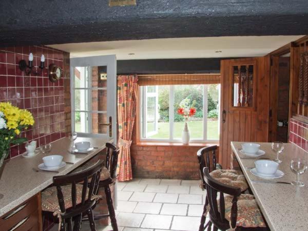 Severn Bank Lodge Shrawley Eksteriør bilde